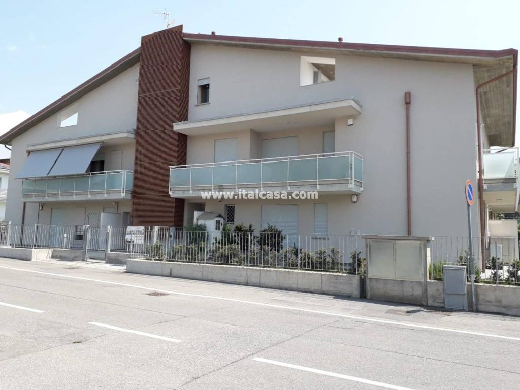appartamento in vendita a Seriate