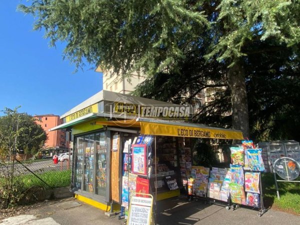 negozio in vendita a Seriate