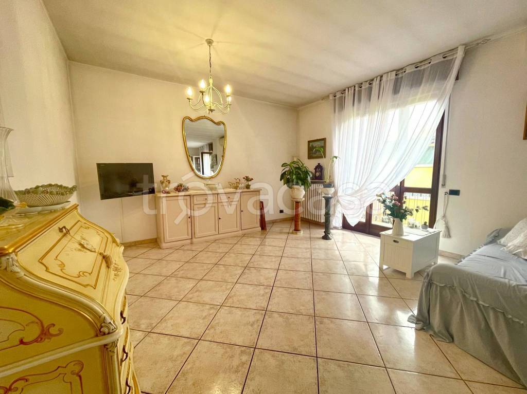 appartamento in vendita a Seriate