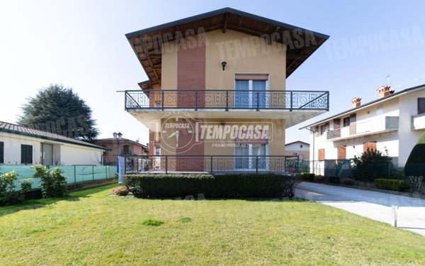 appartamento in vendita a Seriate