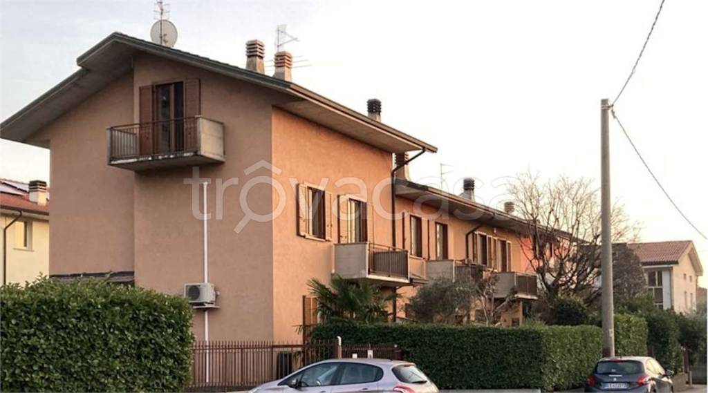 casa indipendente in vendita a Seriate