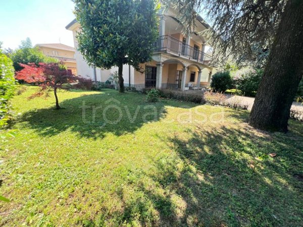 casa indipendente in vendita a Seriate