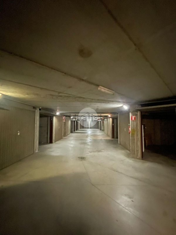 locale di sgombero in vendita a Seriate