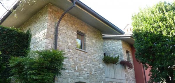 casa indipendente in vendita a Seriate