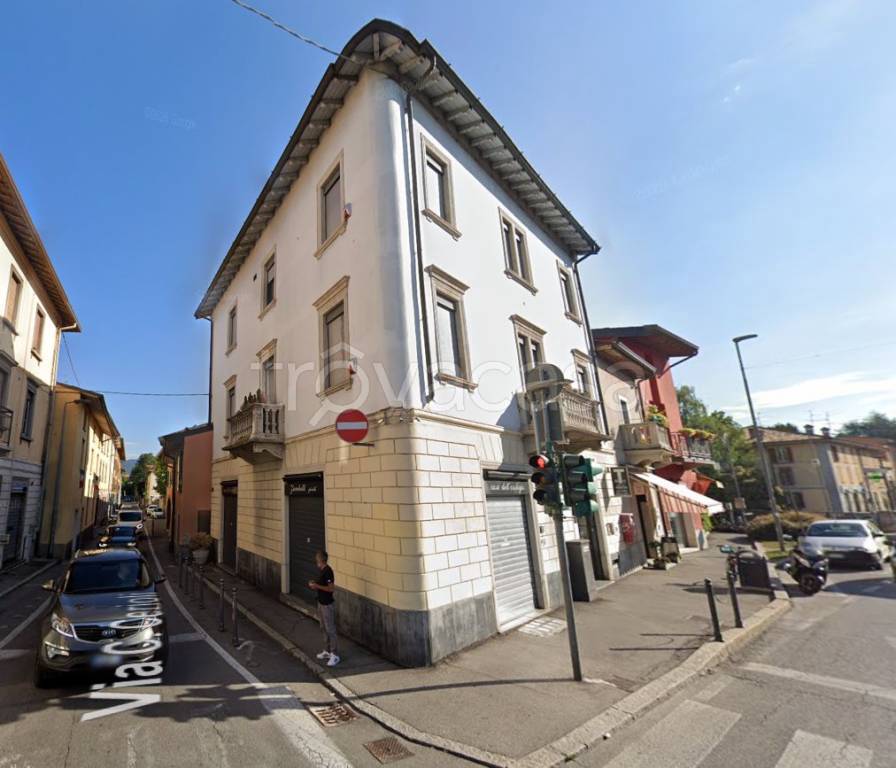 casa indipendente in vendita a Seriate