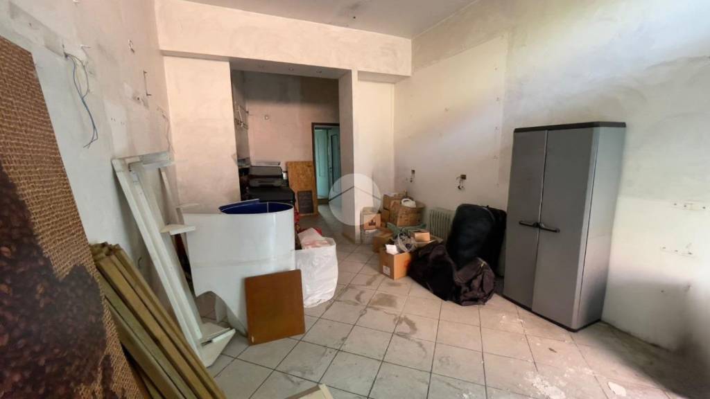 negozio in vendita a Seriate