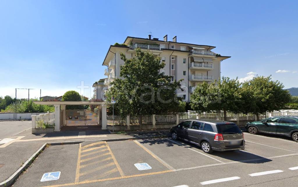 casa indipendente in vendita a Seriate
