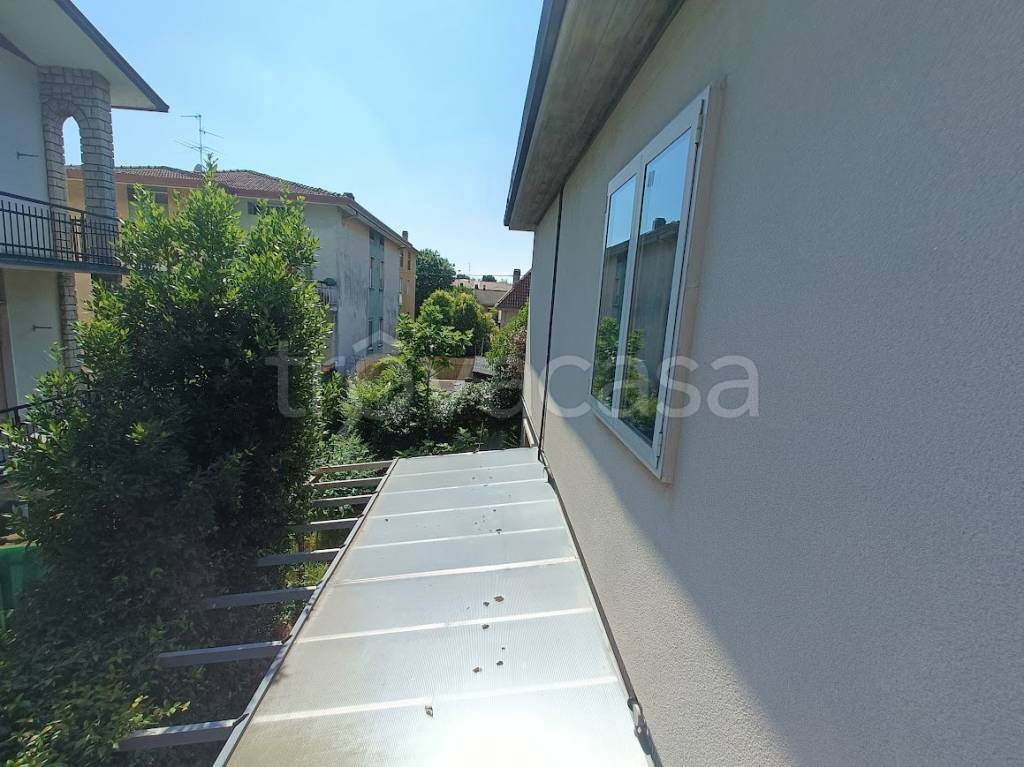 casa indipendente in vendita a Seriate