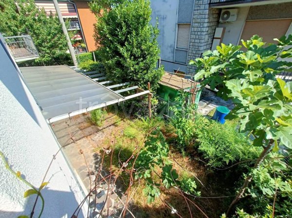 casa indipendente in vendita a Seriate