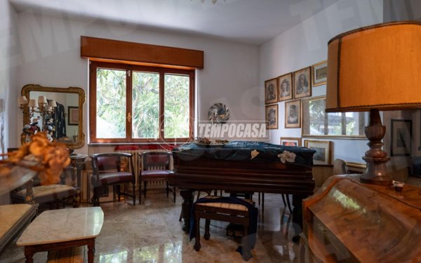 casa indipendente in vendita a Seriate