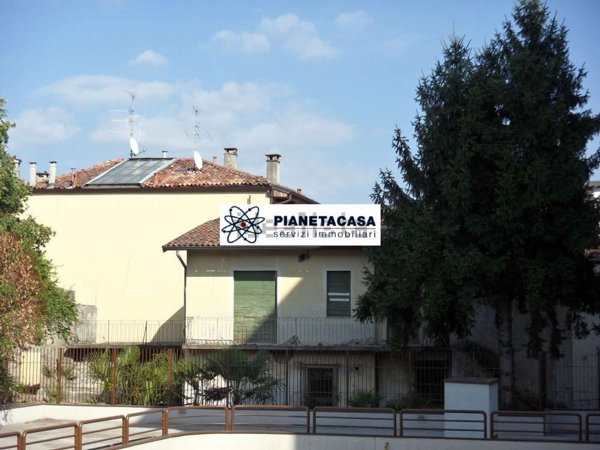 casa indipendente in vendita a Seriate