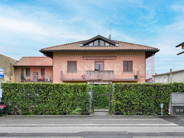 appartamento in vendita a Seriate