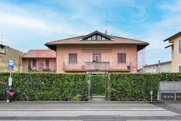 appartamento in vendita a Seriate