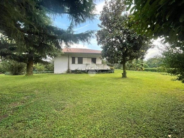 casa indipendente in vendita a Seriate
