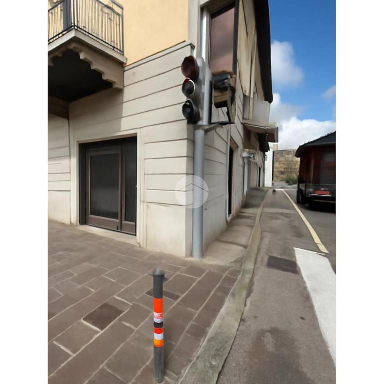 negozio in vendita a Seriate
