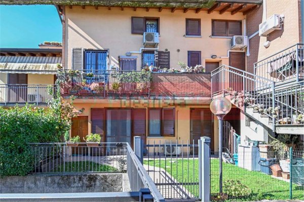 appartamento in vendita a Seriate in zona Cassinone