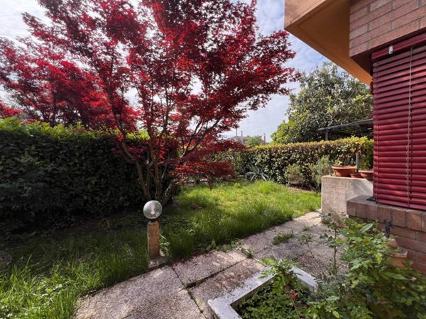 casa indipendente in vendita a Seriate