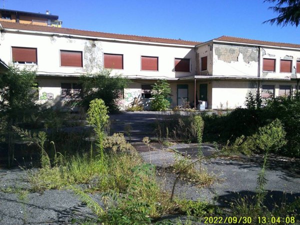 intera palazzina in vendita a Seriate