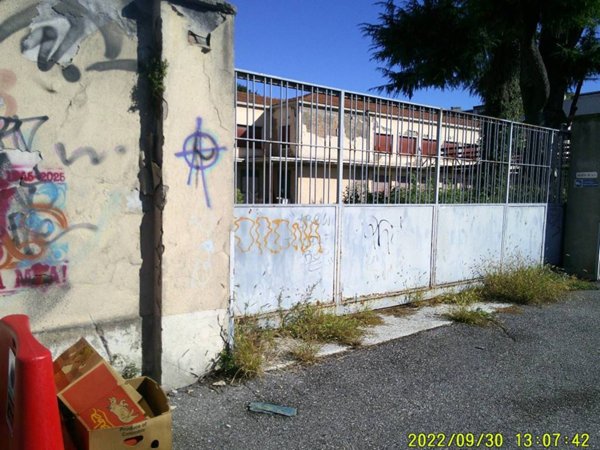 intera palazzina in vendita a Seriate