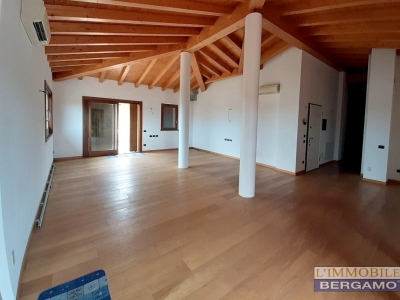 appartamento in vendita a Seriate