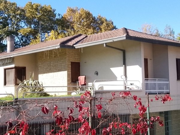 casa indipendente in vendita a Seriate