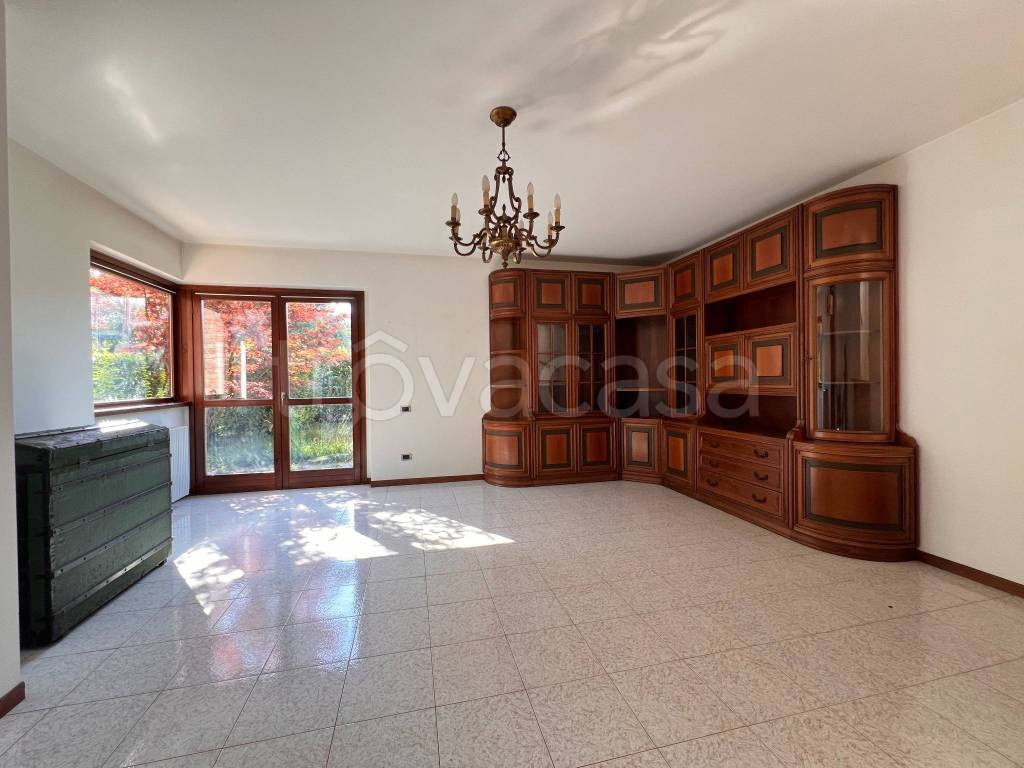 casa indipendente in vendita a Seriate