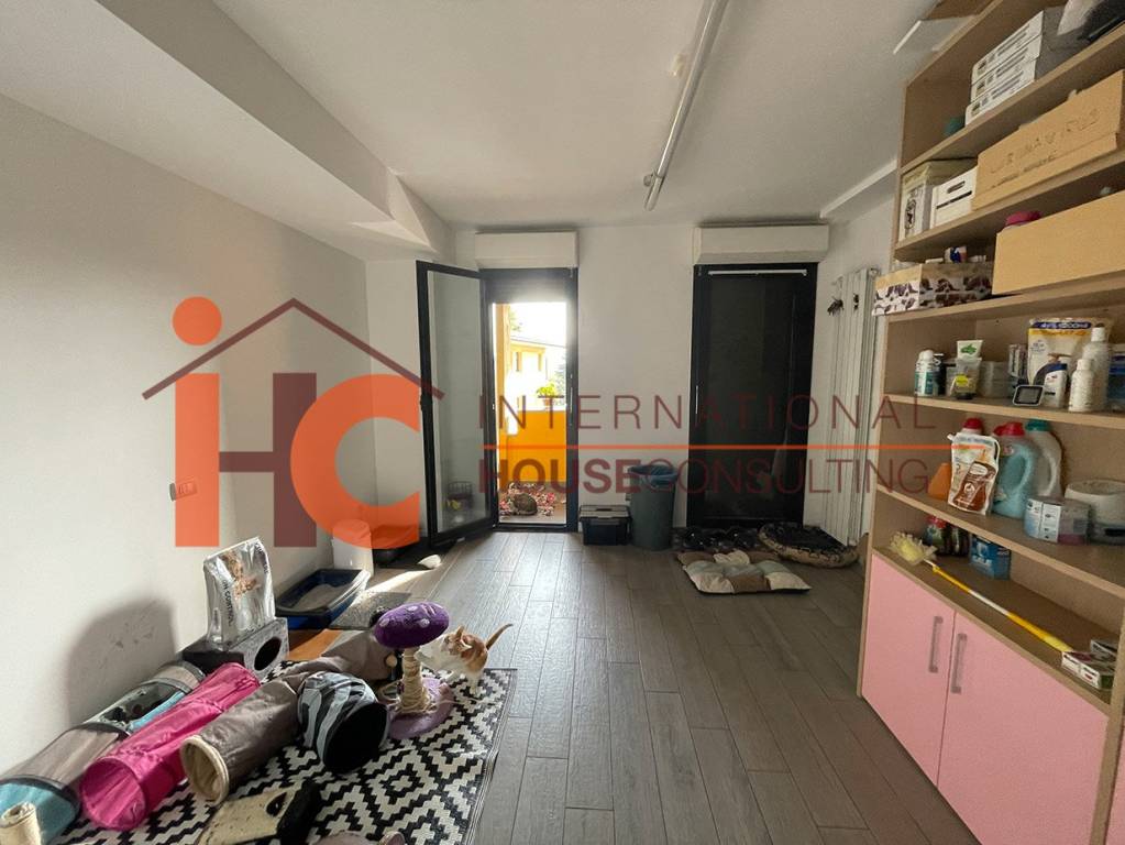 appartamento in vendita a Seriate in zona Paderno