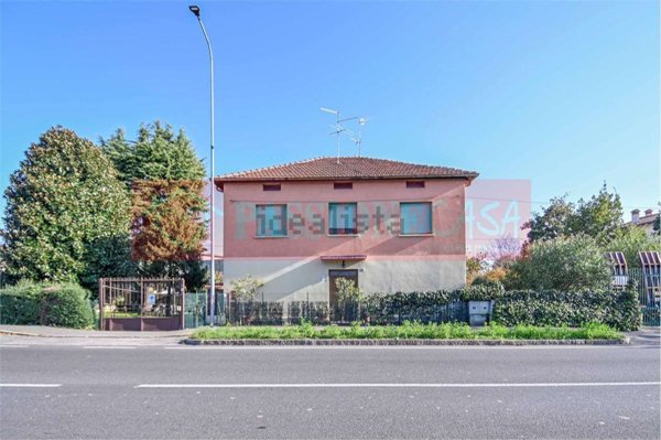 casa indipendente in vendita a Seriate