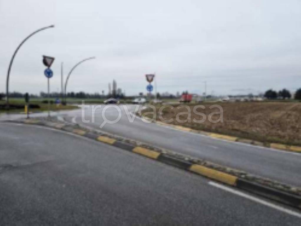 terreno edificabile in vendita a Seriate