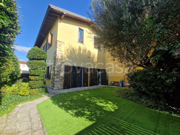 casa indipendente in vendita a Seriate