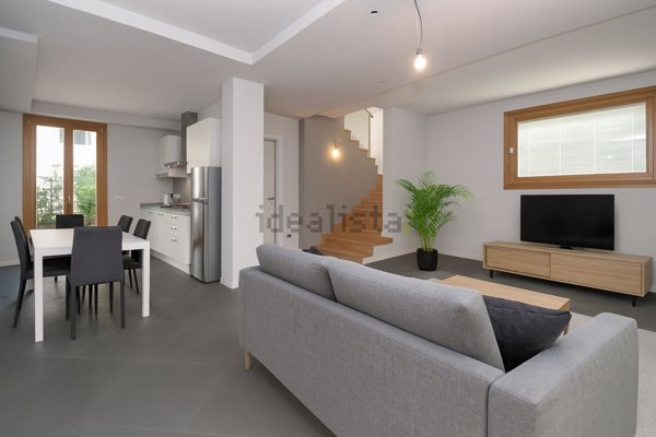 casa indipendente in vendita a Seriate