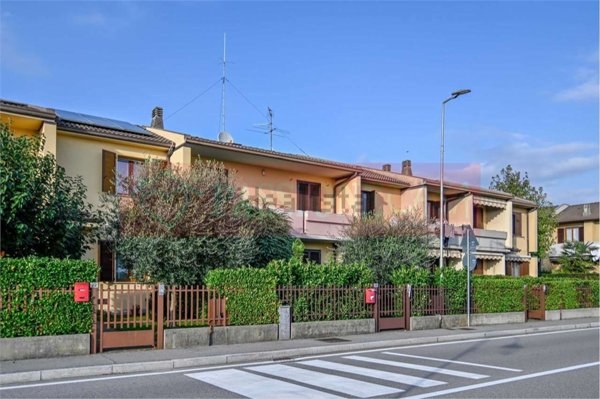 casa indipendente in vendita a Seriate