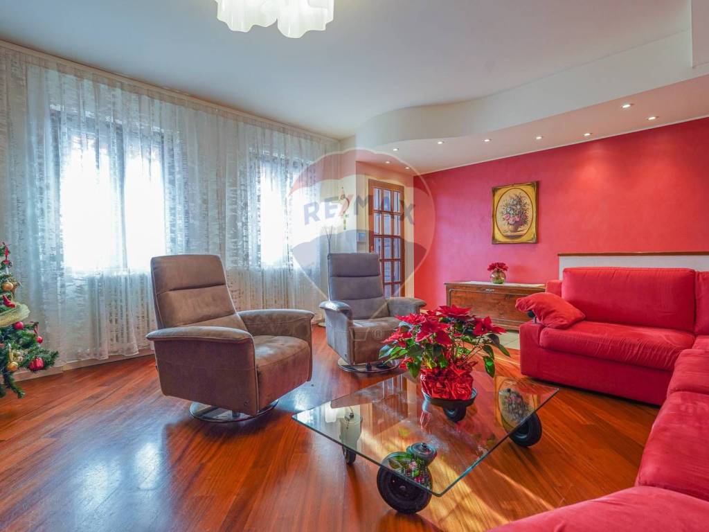 casa indipendente in vendita a Seriate in zona Paderno