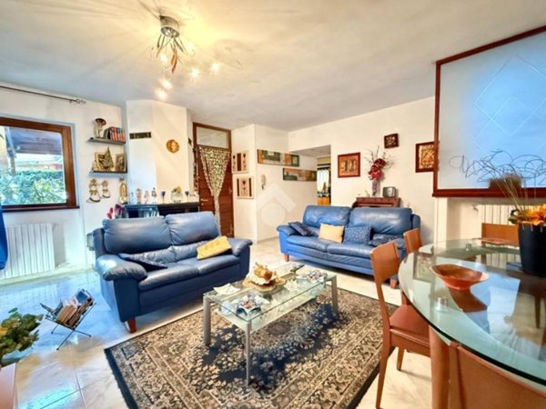 casa indipendente in vendita a Seriate