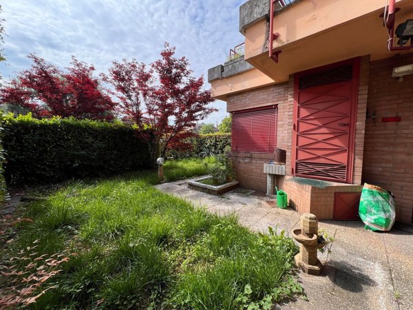 casa indipendente in vendita a Seriate