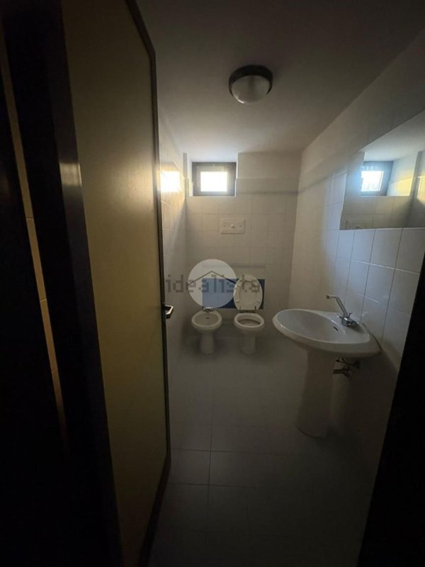 ufficio in vendita a Seriate