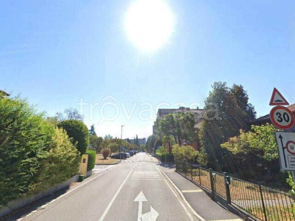 casa indipendente in vendita a Seriate