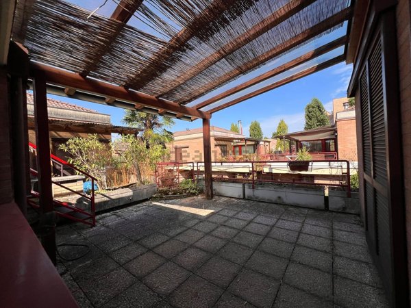 casa indipendente in vendita a Seriate