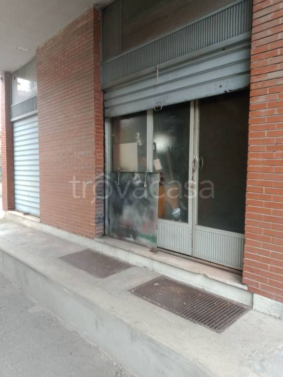 locale commerciale in vendita a Seriate