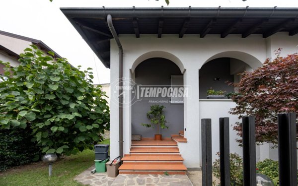 casa indipendente in vendita a Seriate