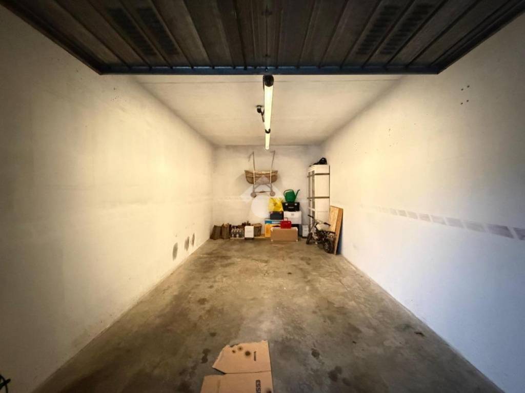 locale di sgombero in vendita a Seriate