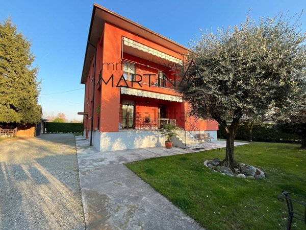 casa indipendente in vendita a Seriate