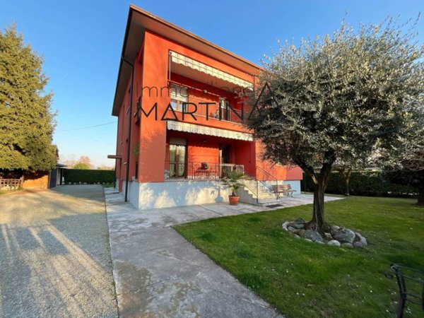 casa indipendente in vendita a Seriate