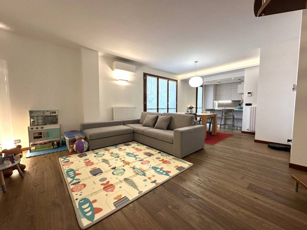 appartamento in vendita a Seriate