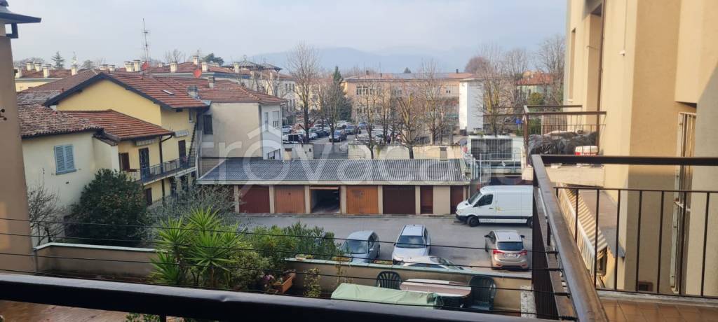 appartamento in vendita a Seriate