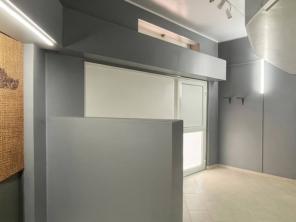 negozio in vendita a Seriate