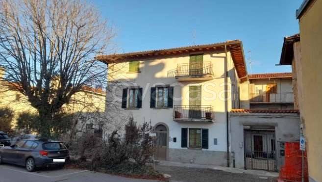 appartamento in vendita a Seriate in zona Paderno