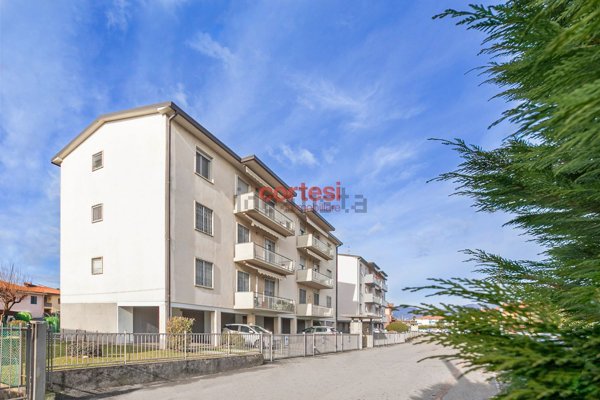 appartamento in vendita a Seriate