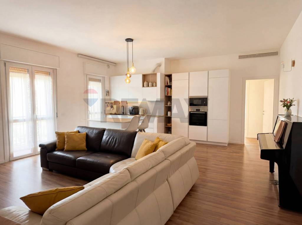 appartamento in vendita a Seriate in zona Paderno