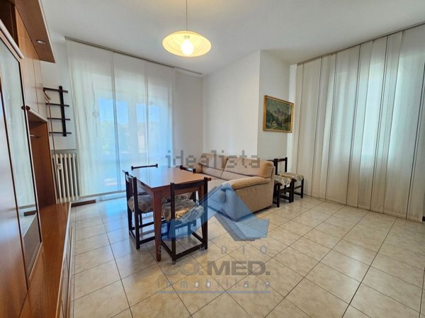 appartamento in vendita a Seriate in zona Paderno